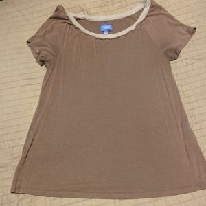 Simply Vera wang top size large beige